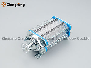 F6系列輔助開關(guān)